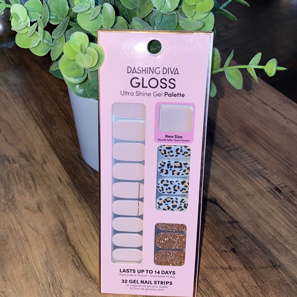 NWT Dashing Diva Gel Nail Palette